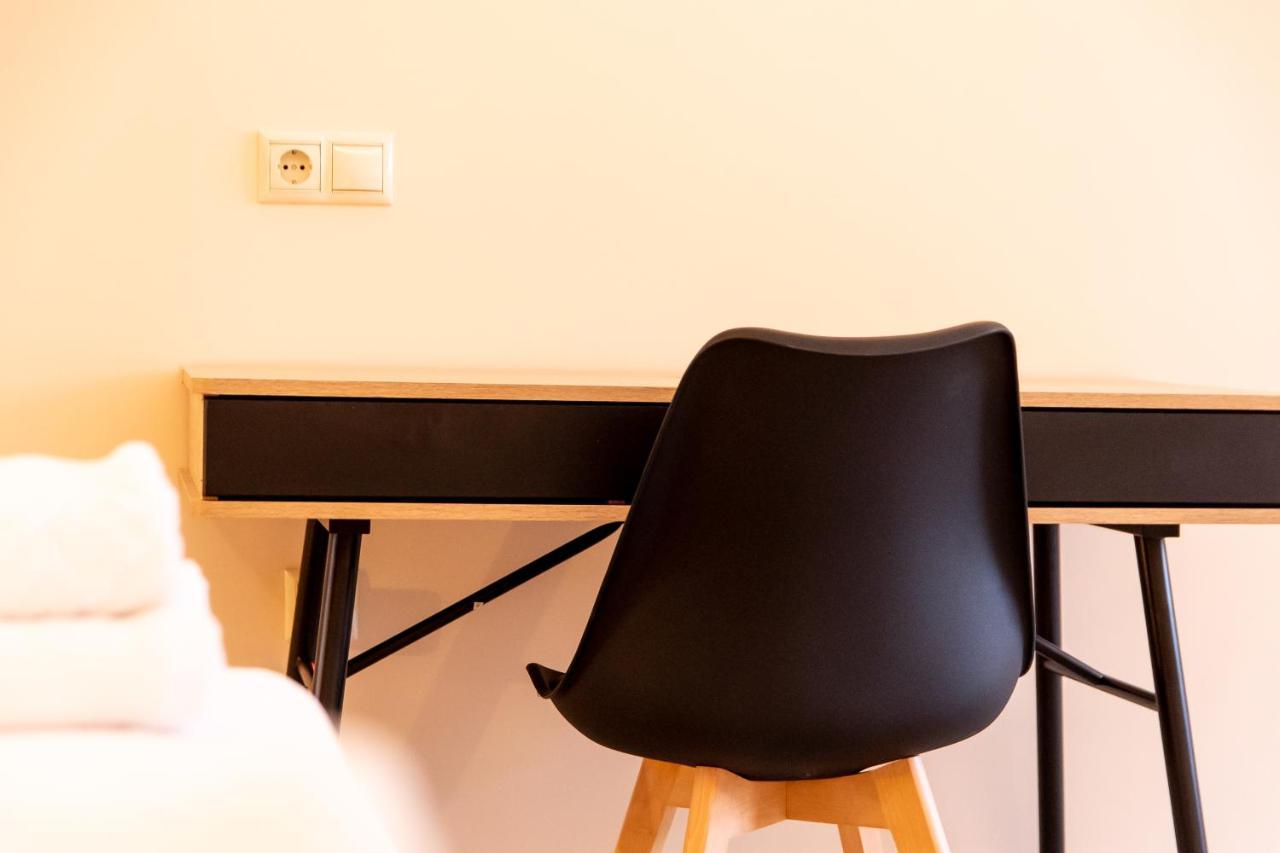 Mini Suites Near Athen'S Airport Free Shuttle From And To Athen'S Airport Спата Екстер'єр фото