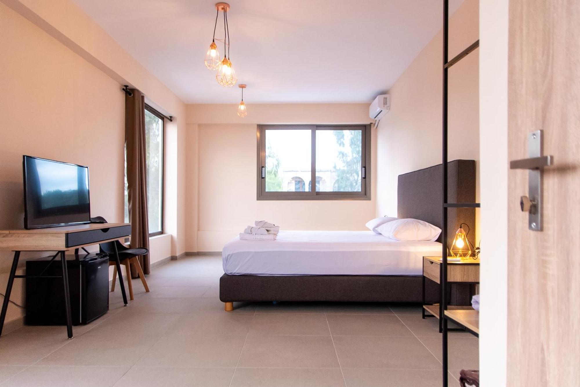 Mini Suites Near Athen'S Airport Free Shuttle From And To Athen'S Airport Спата Екстер'єр фото